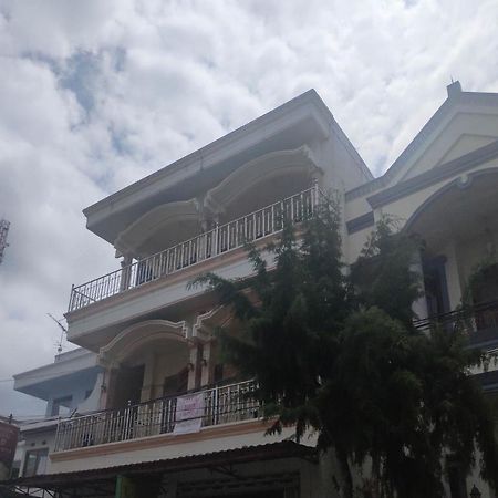 Villa Al Barokah Syariah Family Mitra Reddoorz Near Sarangan Lake Esterno foto
