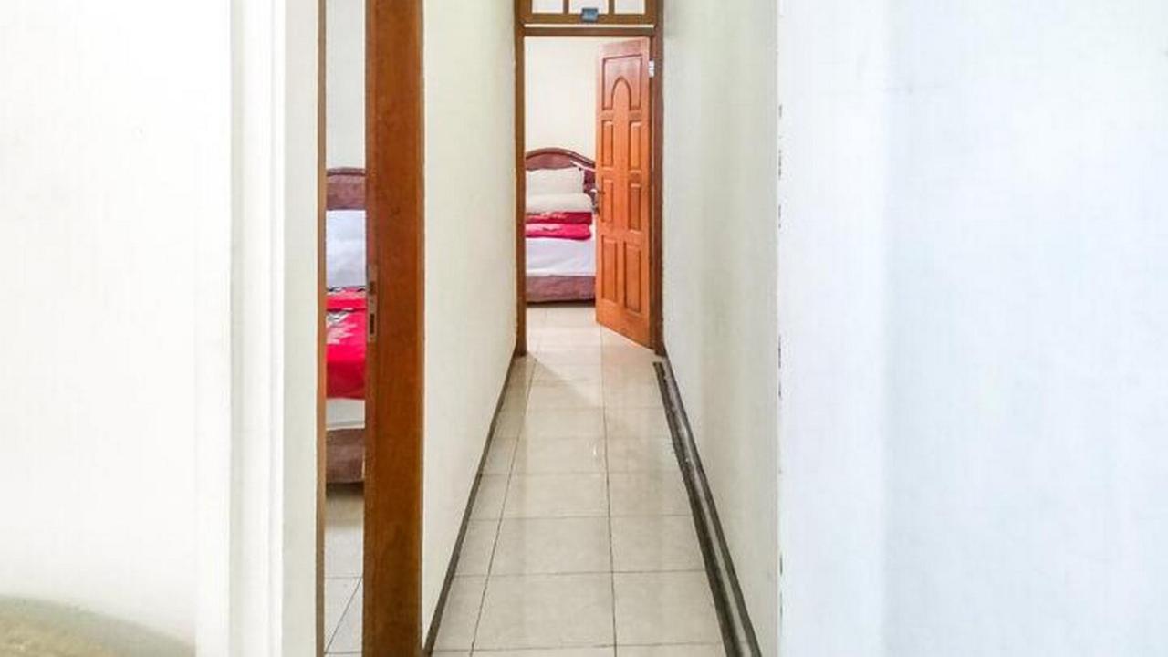 Villa Al Barokah Syariah Family Mitra Reddoorz Near Sarangan Lake Esterno foto