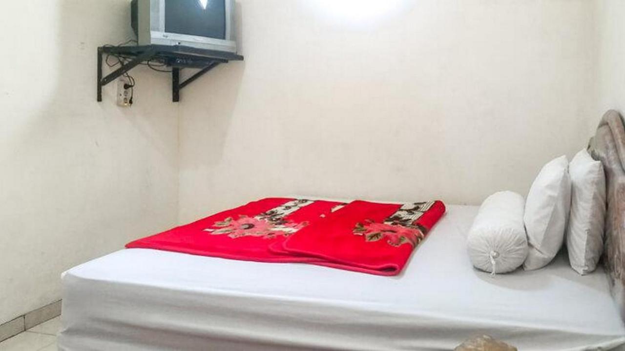 Villa Al Barokah Syariah Family Mitra Reddoorz Near Sarangan Lake Esterno foto