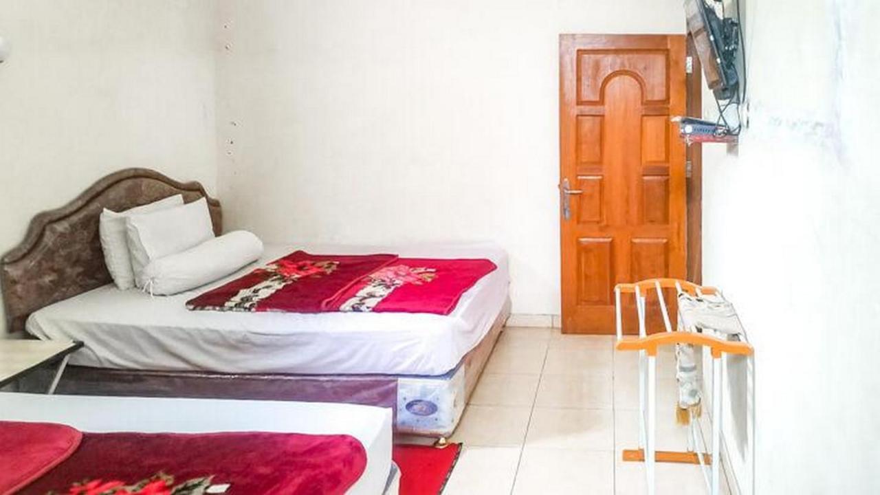Villa Al Barokah Syariah Family Mitra Reddoorz Near Sarangan Lake Esterno foto